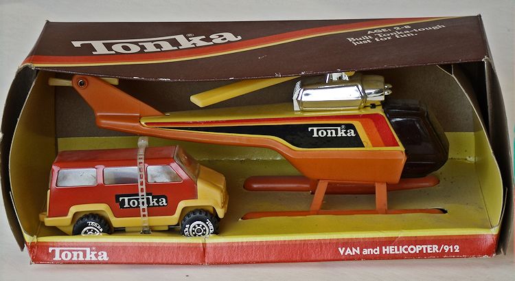 1980 Tiny Tonka Model #912 Van and Helicopter #041